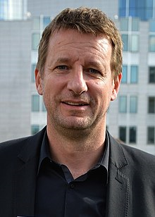 politicien progressiste Yannick Jadot contre la pédophilie des gouvernants