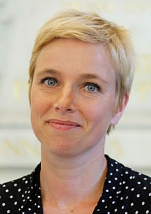 politicien progressiste Clémentine Autain contre la pédophilie des gouvernants